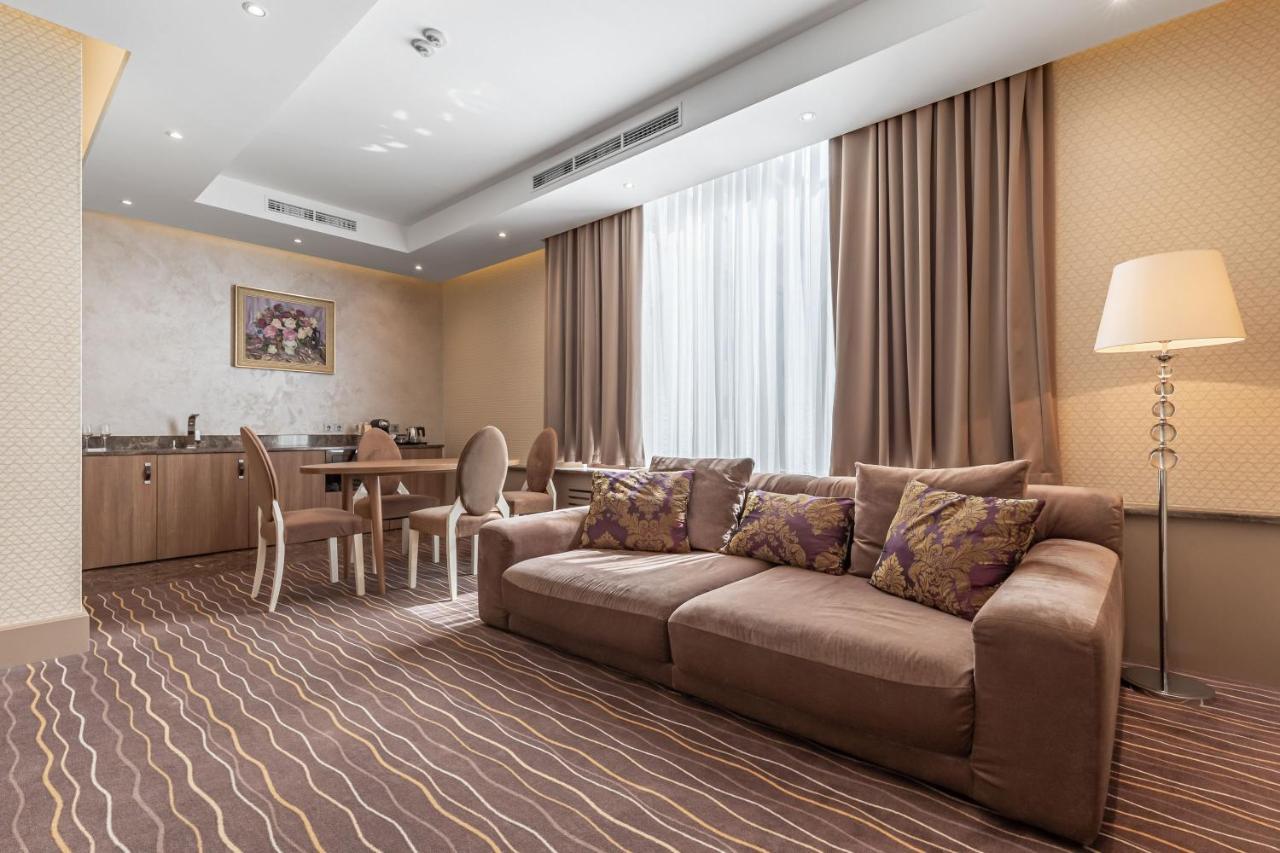 Maidan Palace Hotel Kiev Extérieur photo